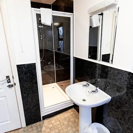 The Kings Arms Hotel