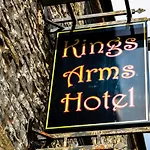 The Kings Arms فندق شاب