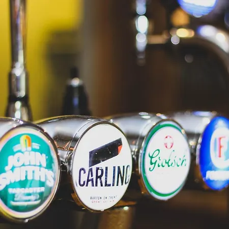 호텔 The Kings Arms