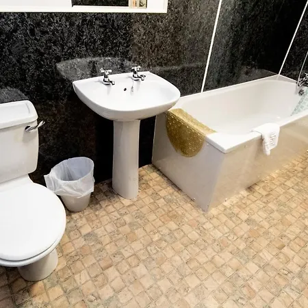 호텔 The Kings Arms 샾