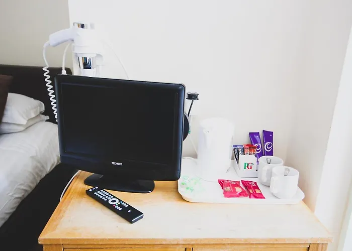 The Kings Arms Hotel 3*