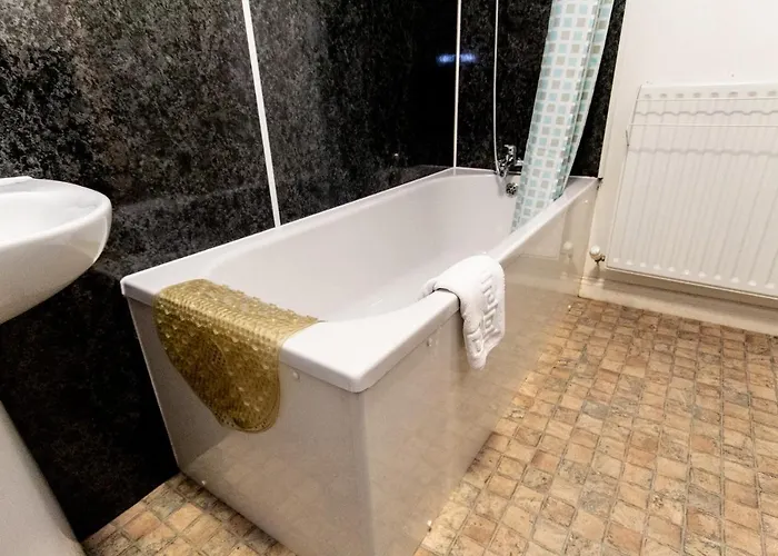 The Kings Arms Hotel 3*